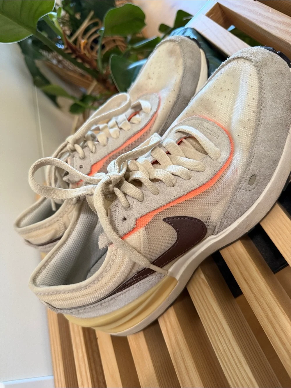 Nike waffle shoes